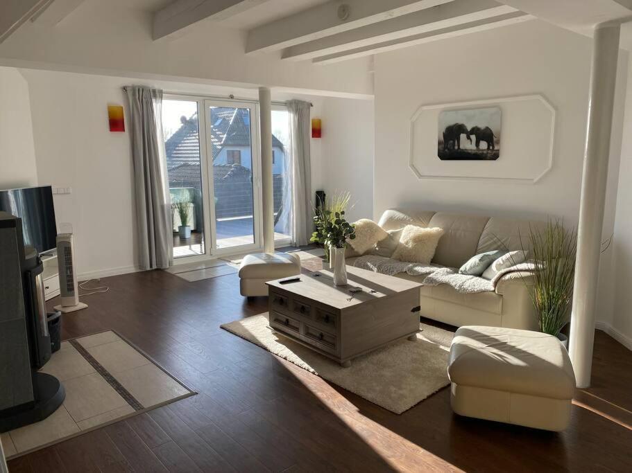 Stilvolle Ferienwohnung In Der Naehe Von Schwerin Dummer Exterior photo